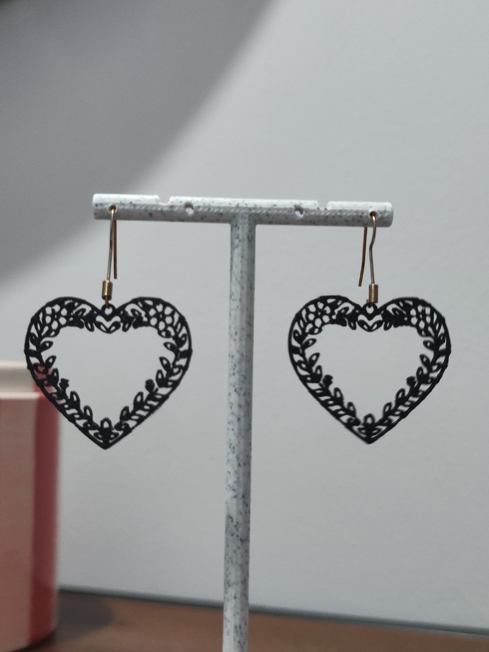 Delicate Black Heart Filigree Drop Earrings